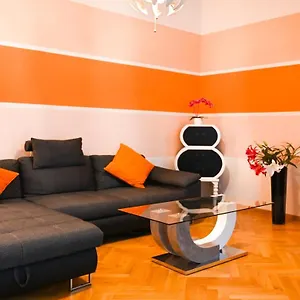 Bright Universitaet Apartment