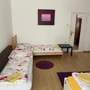 Johann Apartment
