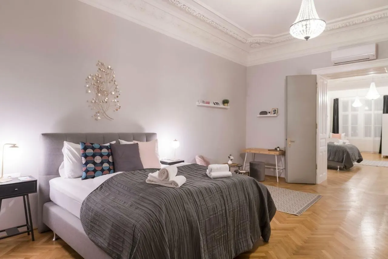 Apartment Palais Schottentor Vienna