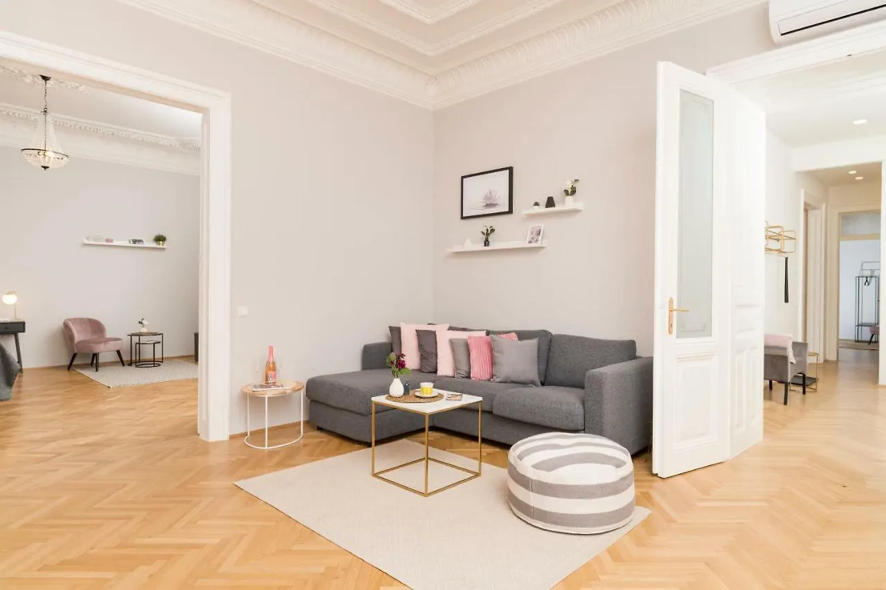 Apartment Palais Schottentor Vienna